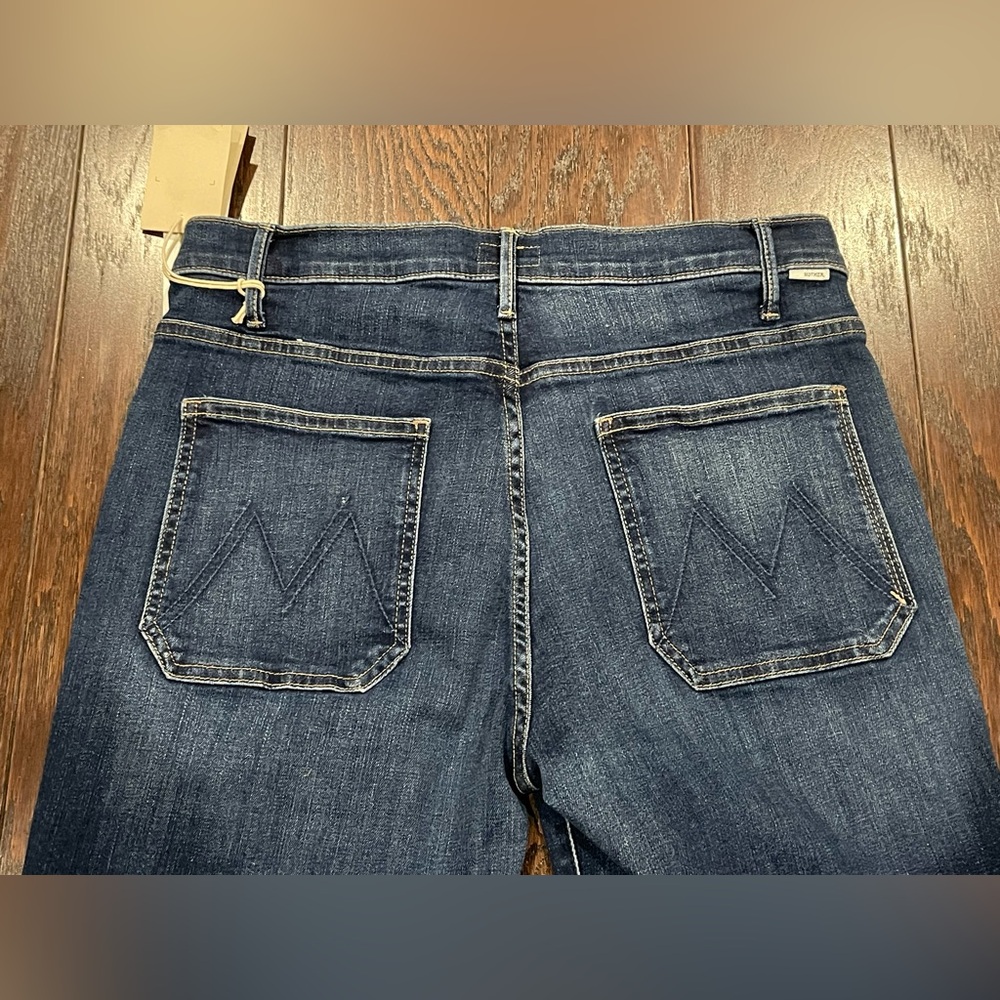 Mother Patch Pocket Insider Flood Jeans Women Size 32  English  Chic - Picture 7 of 14